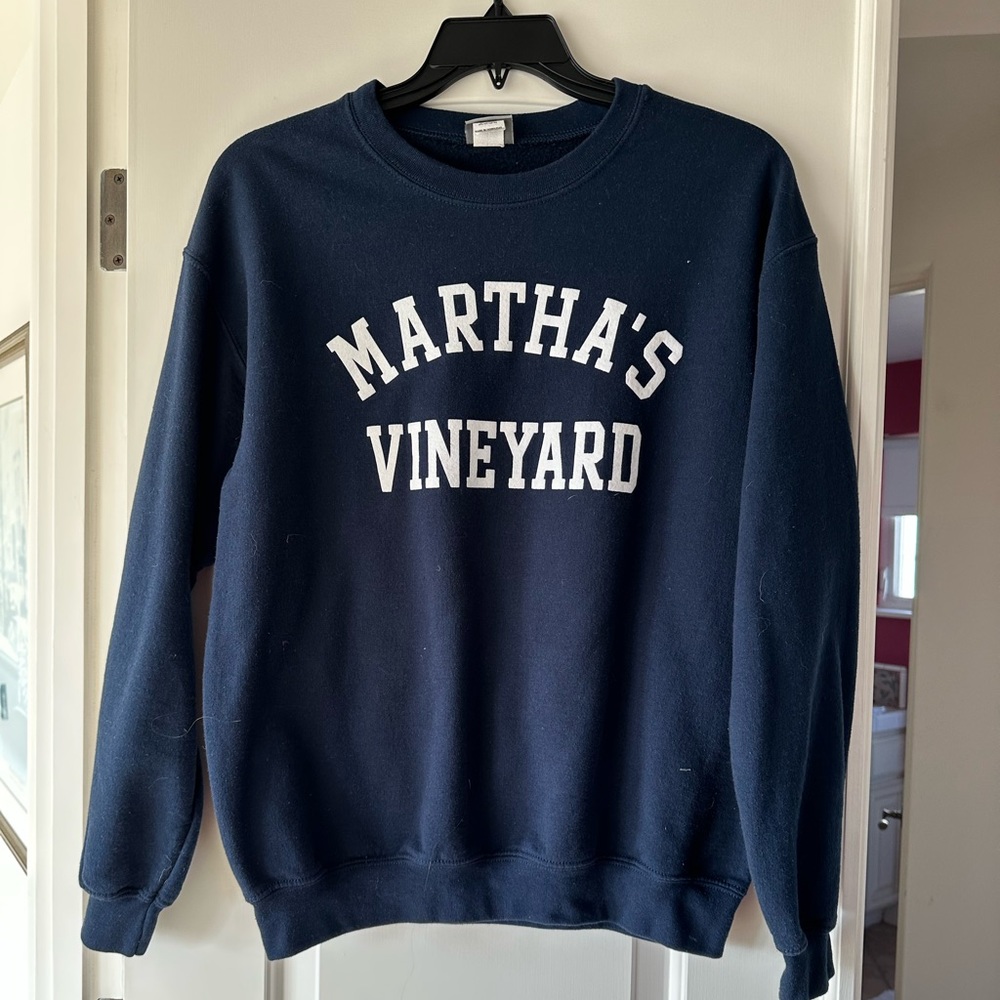 Martha’s Vineyard crewneck